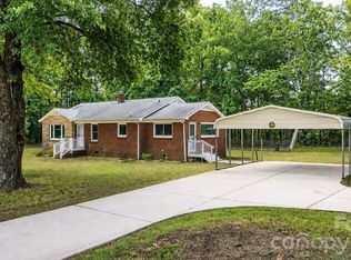 2981 E Maiden Rd, Maiden, NC 28650