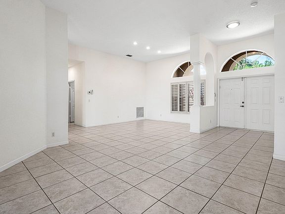4th image of 21417 Crestfalls Court