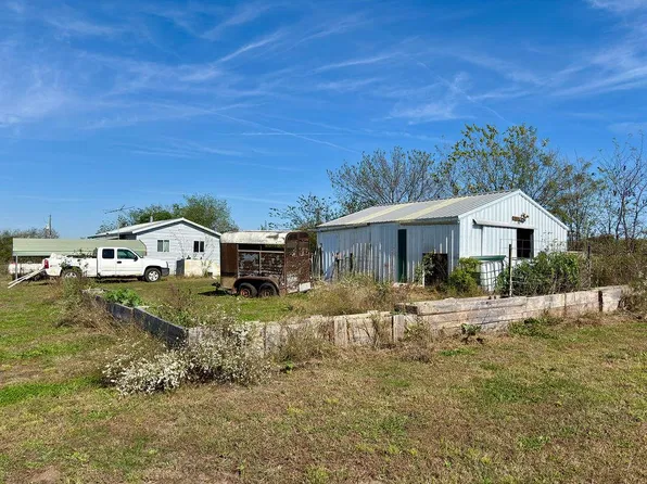 2056 Poplar Rd, Fort Scott, KS 66701