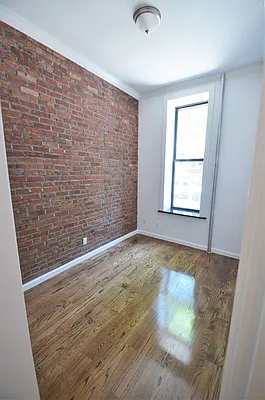 Rented by CITY SKYLINE REALTY INC | media 19