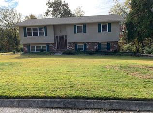 433 Grinstead Rd, Knoxville, TN 37934