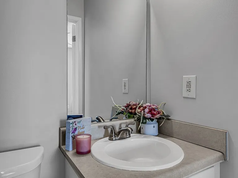 326 Nesbitt Ln — Photo 21