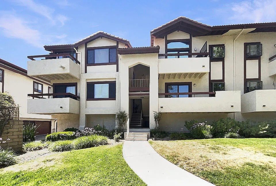 1st image of 28026 N Sarabande Ln #1215