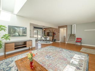 1610 Randy Ln, Madison, WI 53704