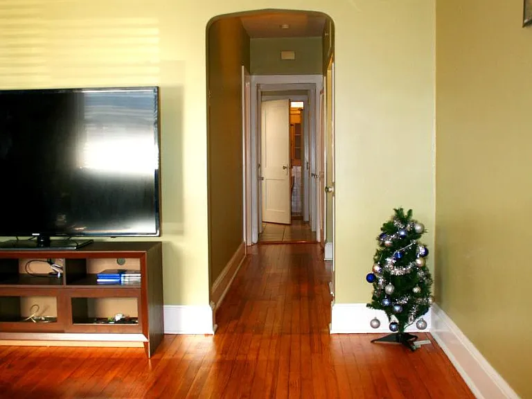 117 W Walnut St #1 — Photo 3