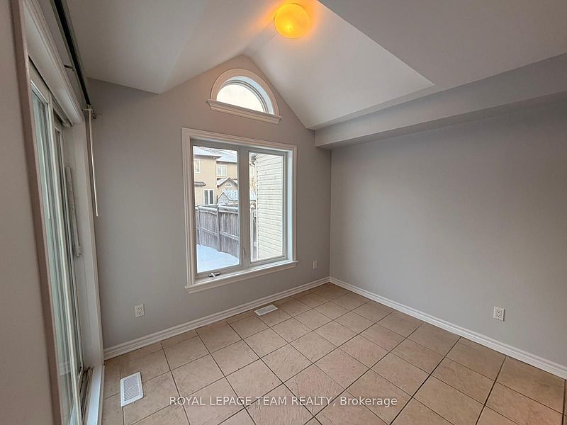 Ottawa House for rent - 3 Bedrooms — photo 13