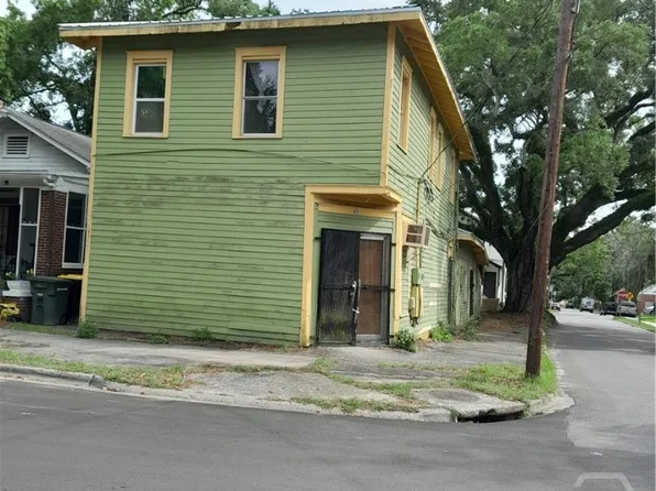 651 W 41st Street W, Savannah, GA 31415