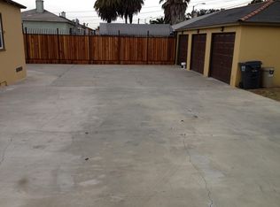 1053 W Spruce St, Compton, CA 90220