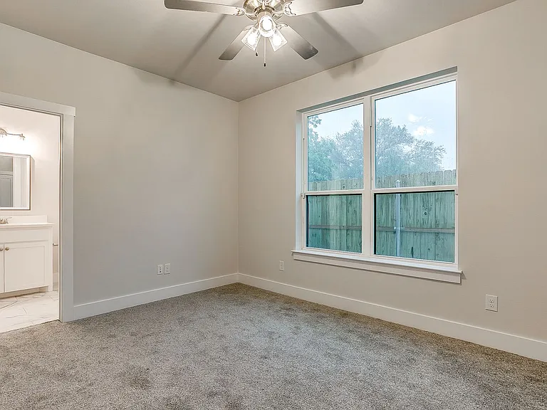 3145 Forest Park Blvd — Photo 46