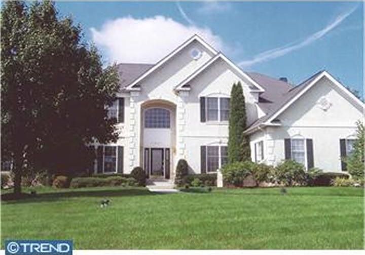 1st image of 2061 Silverwood Dr