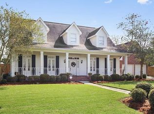3617 Lake Catherine Dr, Harvey, LA 70058