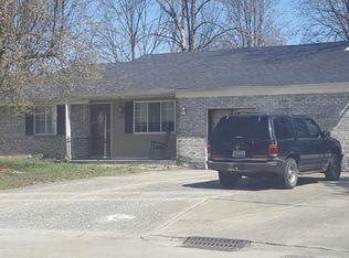 8413 Calm Ln, Louisville, KY 40219