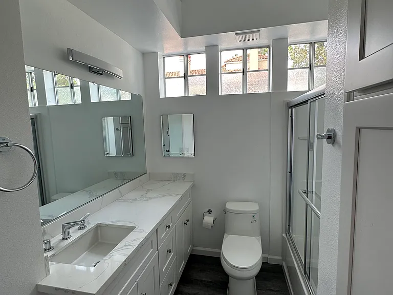 3100 Puesta Del Sol Ct #201 — Photo 14
