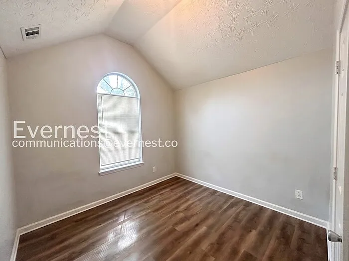 435 Skif Pond Ct — Photo 16