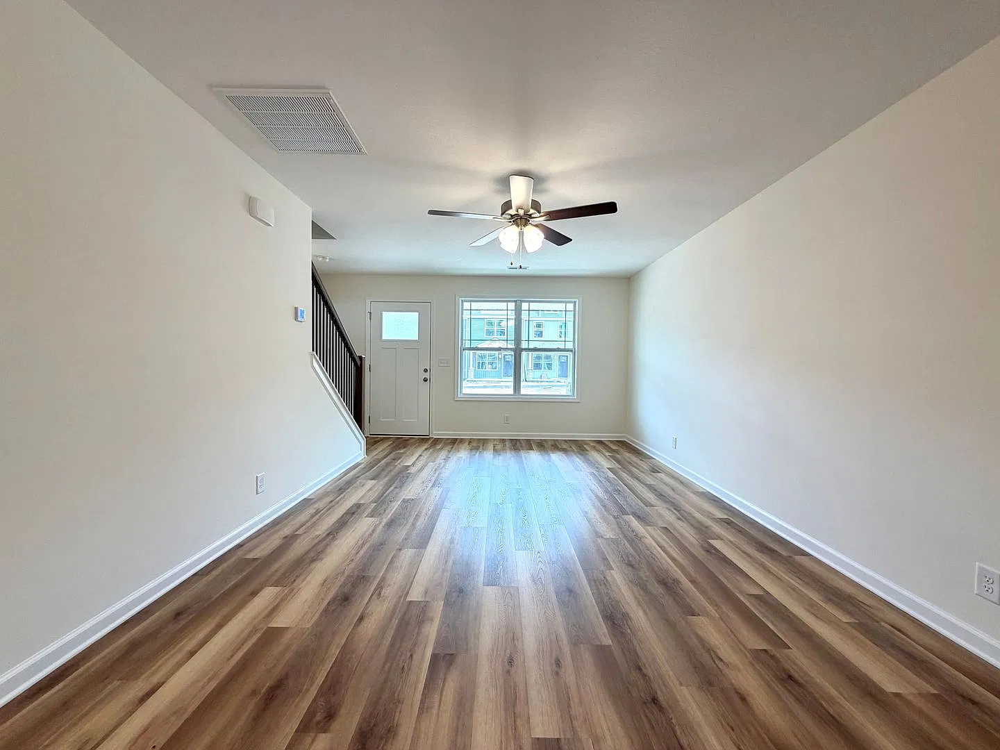 Serene Townhomes - 912 Peaceful Place — Photo 4