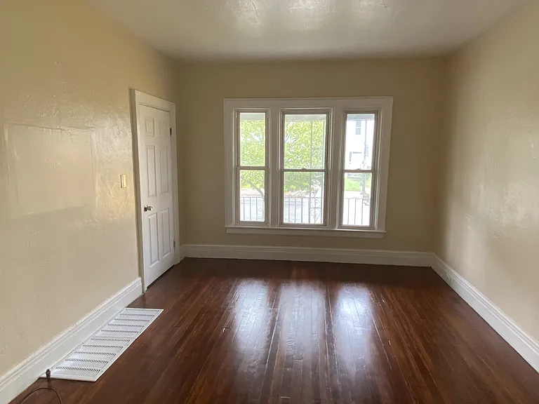 304 Grider St — Photo 12
