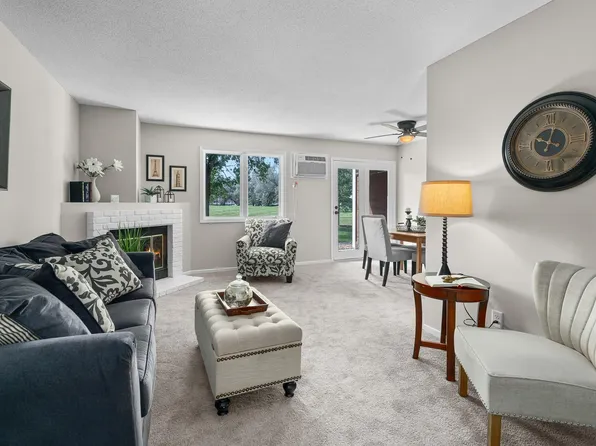 7632 157th St W APT 102, Apple Valley, MN 55124