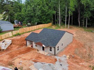 110 Autumnvale Dr, Chesnee, SC 29323