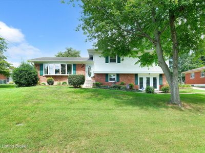 9816 Lakewood Dr, Louisville, KY, 40272