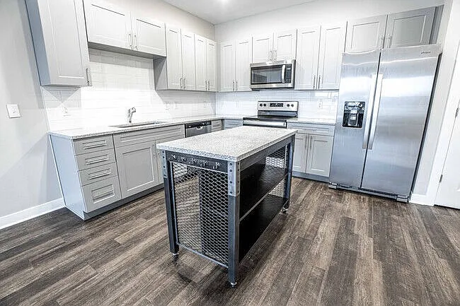 Founders Pointe Apartments — Photo 25