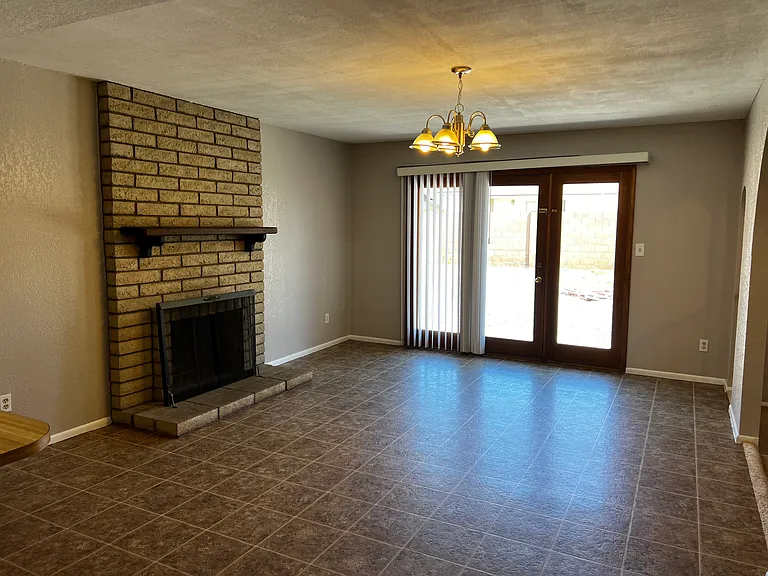 3424 W Aire Libre Ave — Photo 13