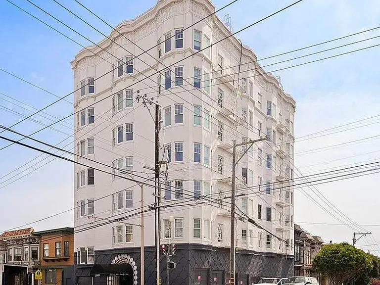 2999 California St #36 — Photo 29