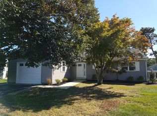 18 Jobson Ct, Toms River, NJ