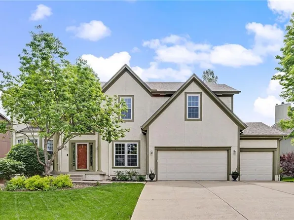 12905 W 142nd St, Overland Park, KS 66221