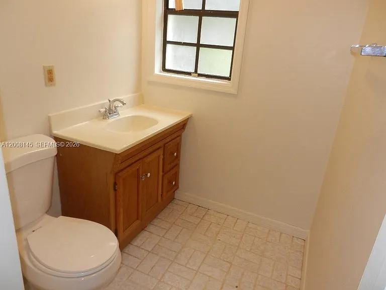 18950 SW 240th St — Photo 24