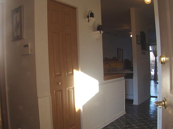 4th image of 1268 Brookdale Dr