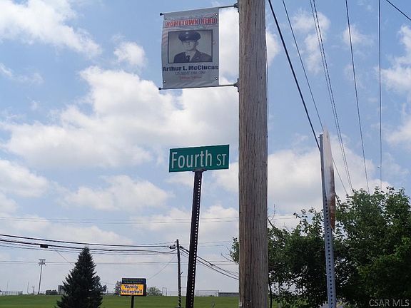 2nd image of 35 4th St