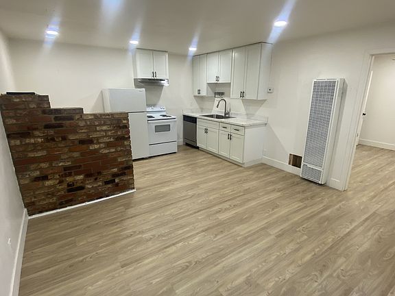 2nd image of 2748 Young St #3