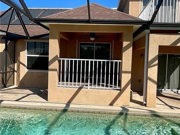 4th image of 2020 NE 34th LN