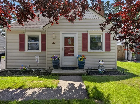 27 Dewain St, Rochester, NY 14615