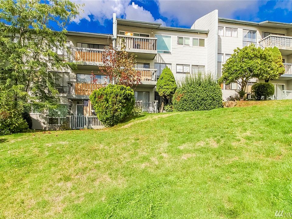 1st image of 15142 65th Ave S #1002