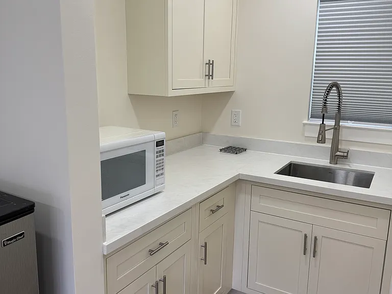 520 Richmond Ave #S — Photo 3