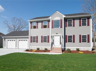 74 Jay St, Rumford, RI 02916