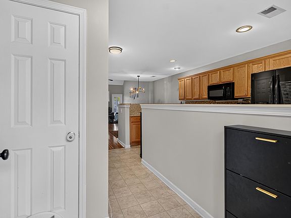 3rd image of 1105 Poplar Grove Pl