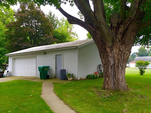 4th image of 33278 Pokagon Hwy