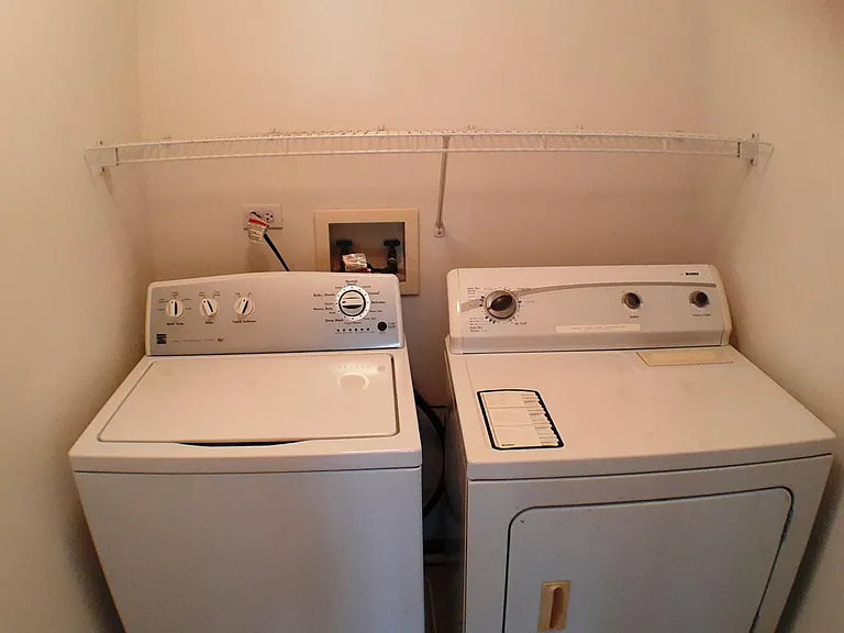 1567 E Citadel Ct — Photo 19