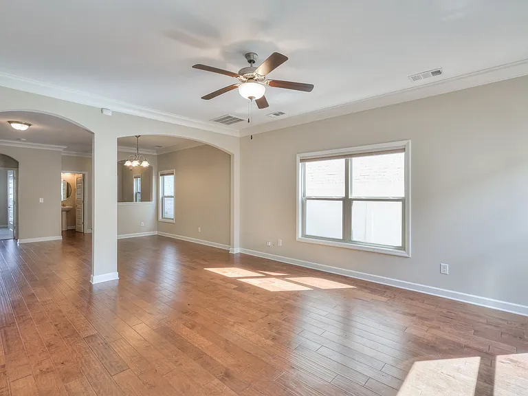 2240 Cason Ln — Photo 15