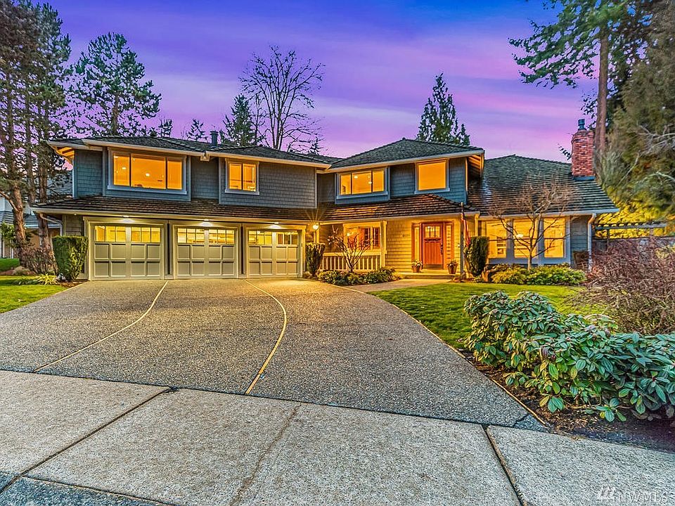 Beautifully updated and meticulously maintained home tucked away in the Lakemont neighborhood of Sky Mountain. Note the three car garage with work bench, storage and utility sink.