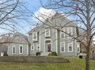11445 S Northwood Cir, Olathe, KS 66061