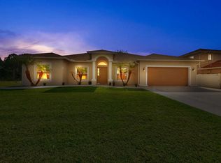 5341 NW Arrowhead Ter, Port Saint Lucie, FL 34986