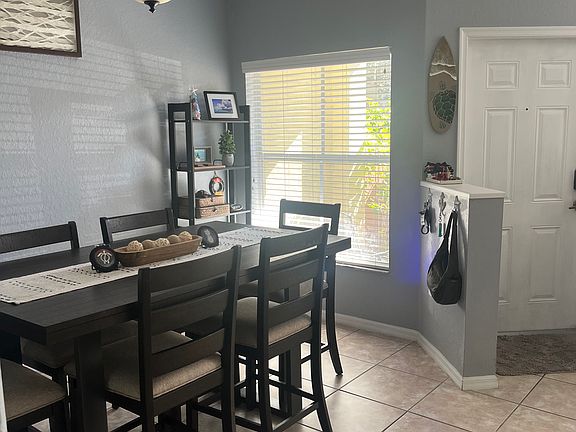 5th image of 155 Lake Monterey Cir