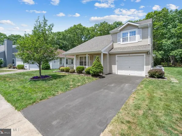 6 Cottonwood Dr, Barnegat, NJ 08005