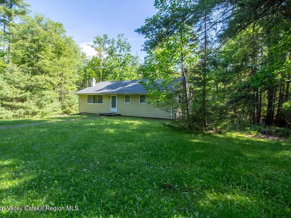 810 Ulster Heights Road, Ellenville, NY 12428