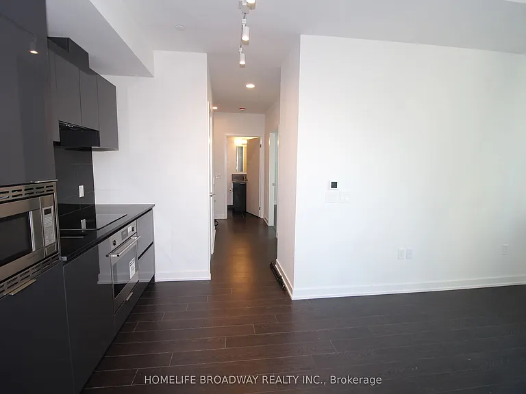 238 Simcoe St #1204 — Photo 7