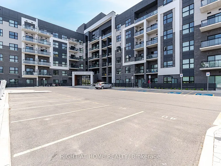 128 Grovewood Cmn #119 — Photo 1
