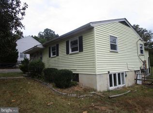 5621 Walcott Ave, Fairfax, VA 22030